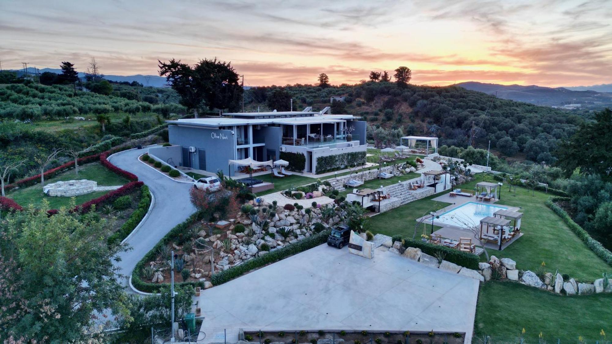 Olivenest Chania Executive Villa Perivolia  Экстерьер фото