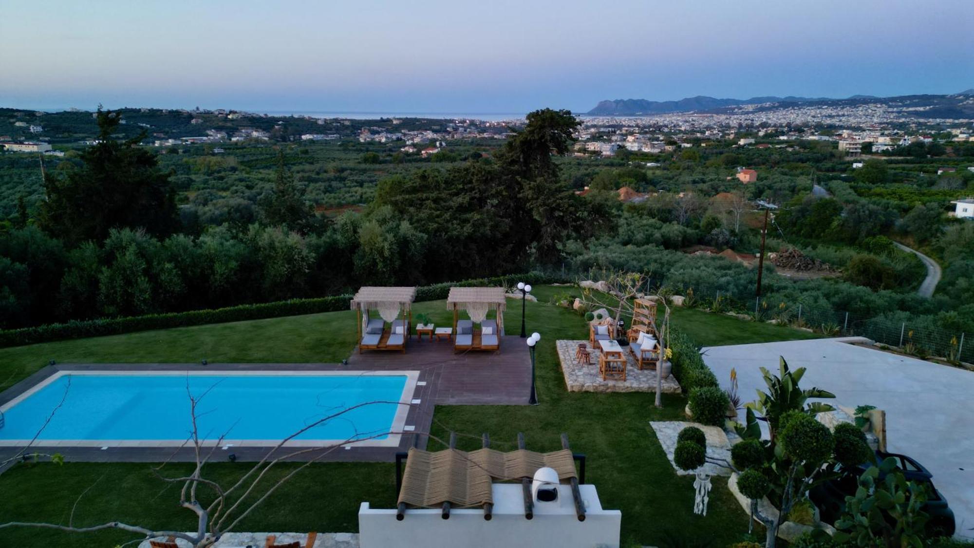 Olivenest Chania Executive Villa Perivolia  Экстерьер фото
